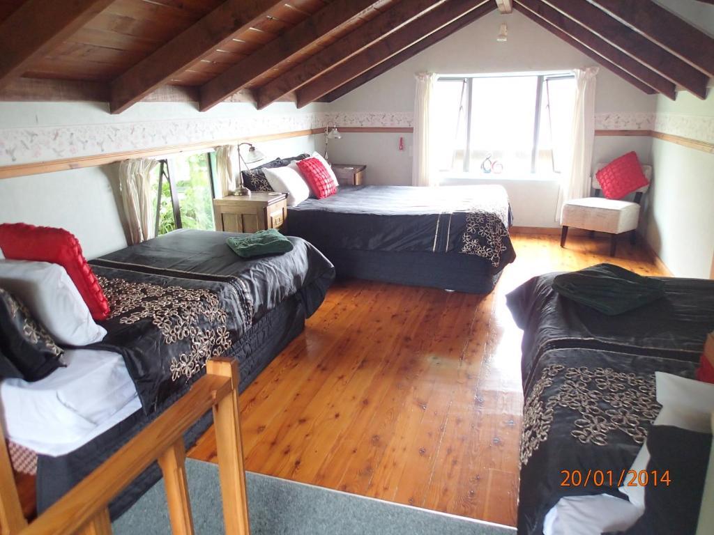 Grafton Cottage & Chalets เทมส์ ภายนอก รูปภาพ